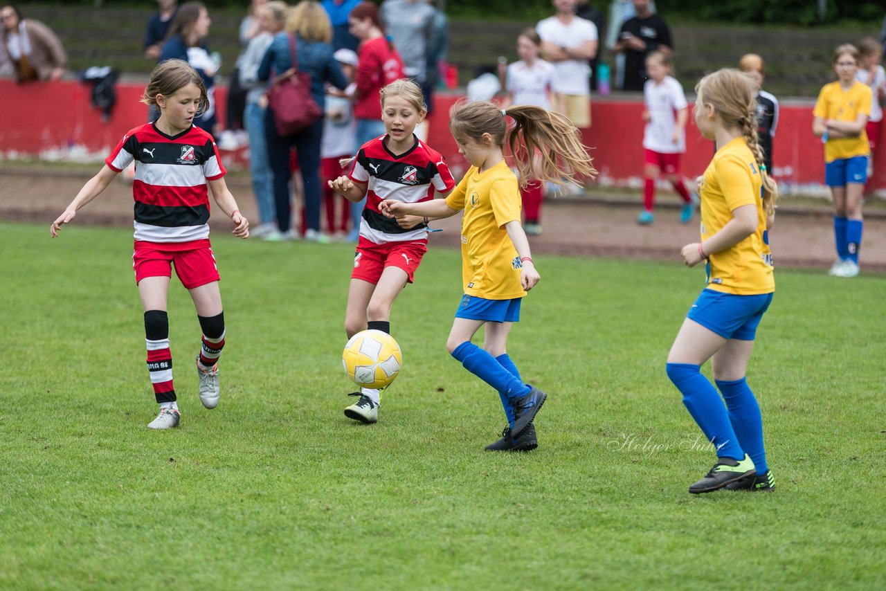 Bild 799 - Loewinnen Cup